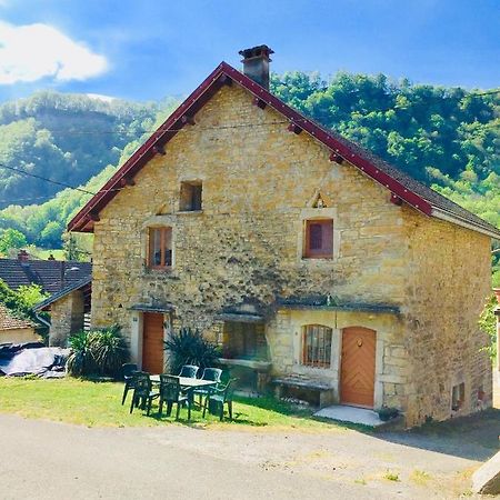 Gite Des Reculees Ladoye-sur-Seille エクステリア 写真