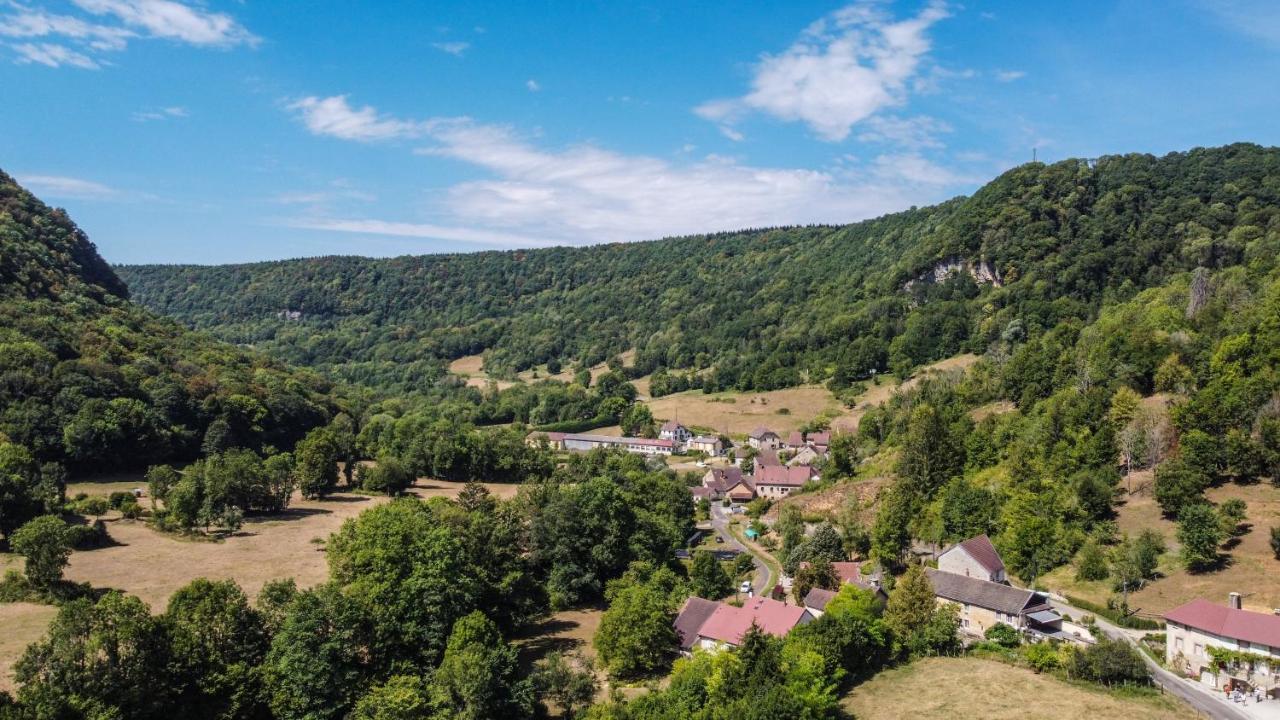 Gite Des Reculees Ladoye-sur-Seille エクステリア 写真