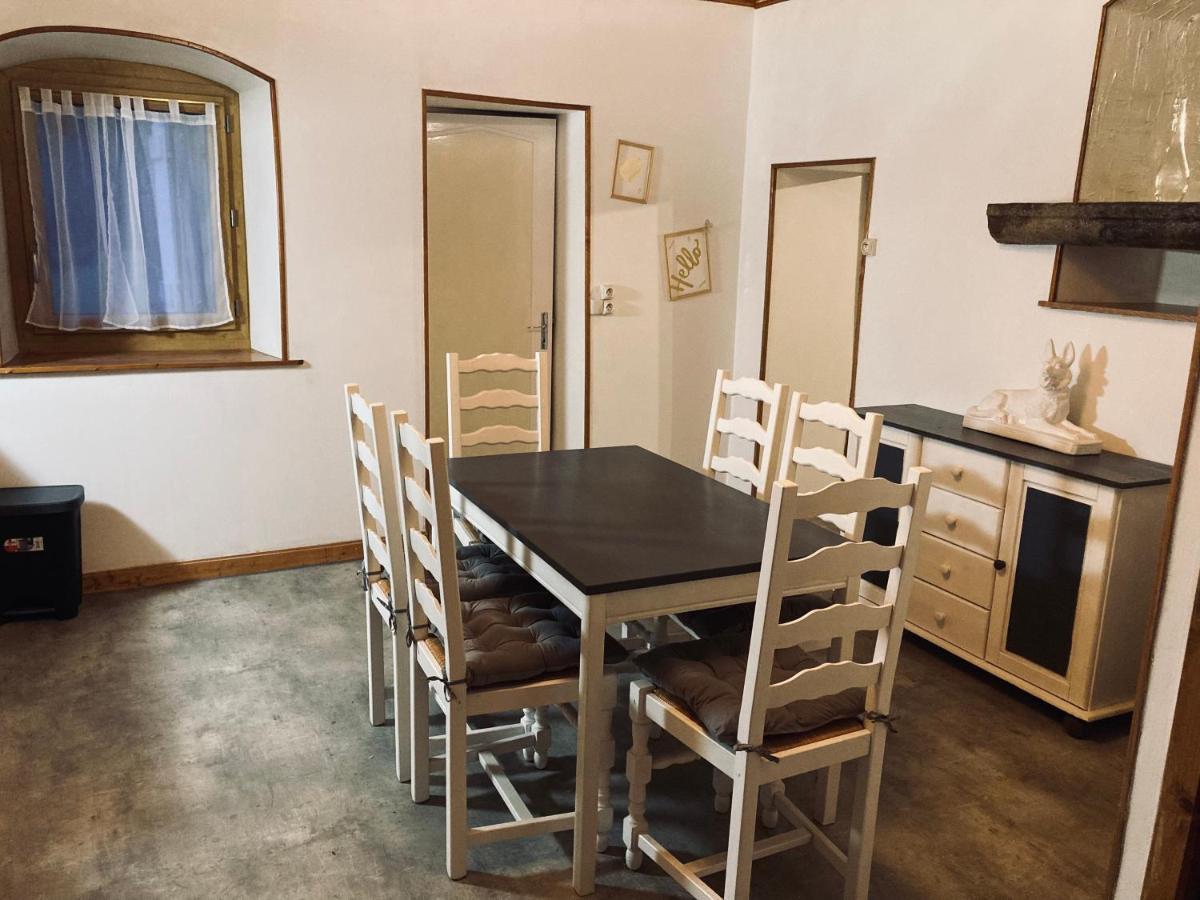 Gite Des Reculees Ladoye-sur-Seille エクステリア 写真